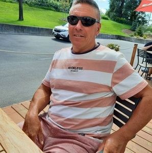 Meet your Posher, Scott